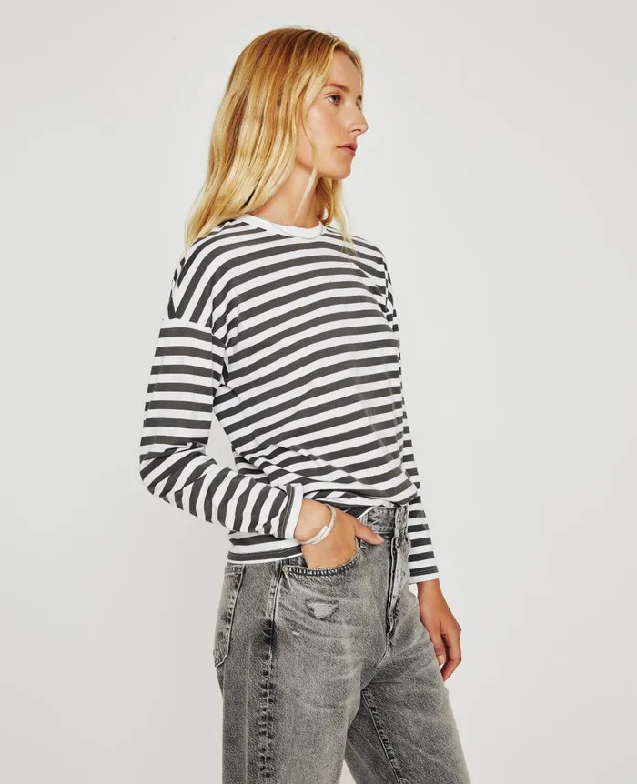 AG Jeans Fay LS Crew True Whitefolkestone Grey Women Tees and Tanks AG Jeans Fay LS Crew True Whitefolkestone Grey Women Tees and Tanks