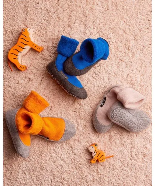 Babies and Kids Cosyshoe Teens Kids Slippers Rust FALKE House Socks