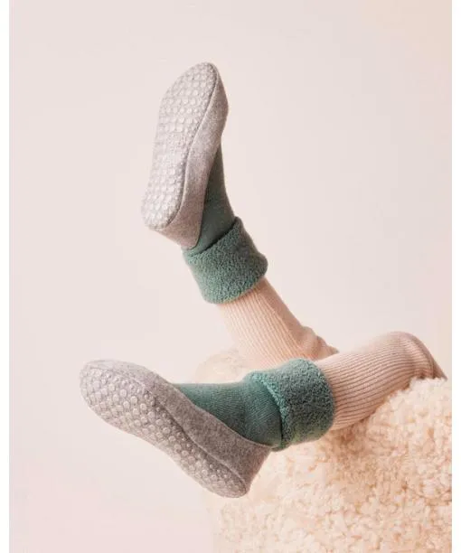 Babies and Kids Cosyshoe Teens Kids Slippers Rust FALKE House Socks