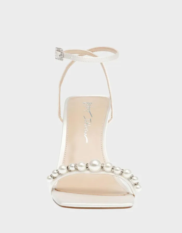 Betsey Johnson Women JACY IVORY Ivory