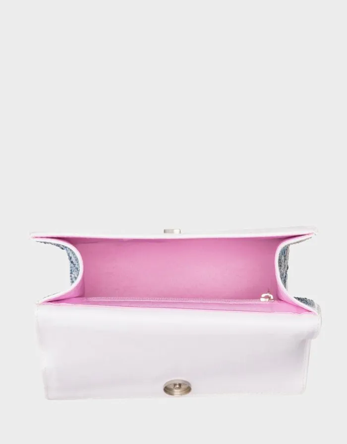Betsey Johnson Women PEARL TOILE CONVERTIBLE BAG BLUEMULTI Betsey Johnson Women PEARL TOILE CONVERTIBLE BAG BLUEMULTI