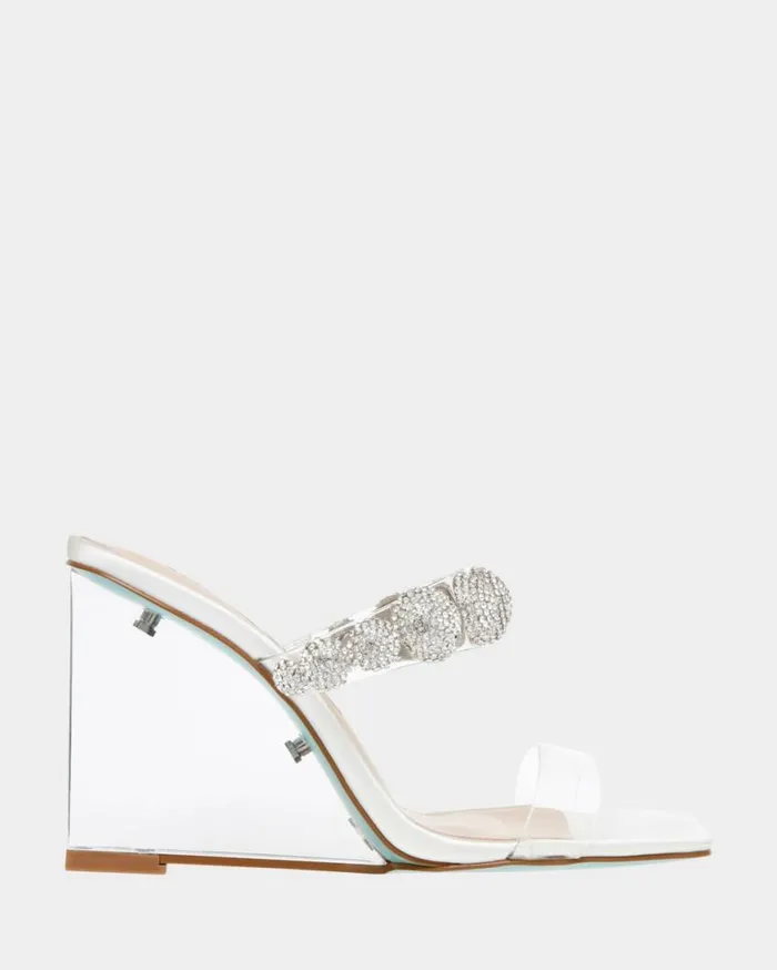 Betsey Johnson Women TROY IVORY Ivory
