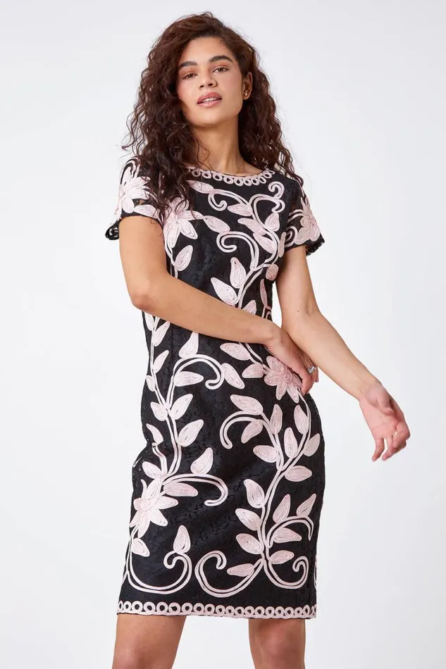 Black Floral Contrast Tapework Dress Women Roman Dresses