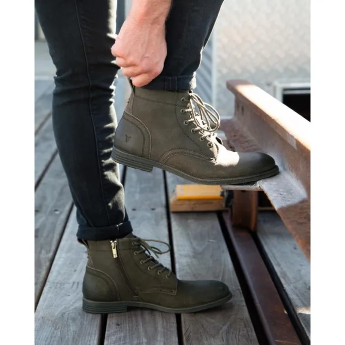 Boots Men Windsor Smith SEBASTIAN TAUPE OIL SUEDE LEATHER BOOTS Boots Men Windsor Smith SEBASTIAN TAUPE OIL SUEDE LEATHER BOOTS