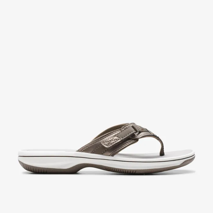 Breeze Sea Pewter Synthetic Women Clarks Sandals and Flip Flops