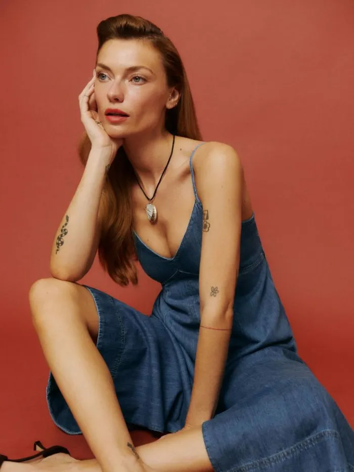 Clothing The Reformation Gabriella Denim Midi Dress Tana