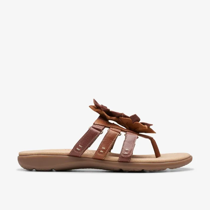 Elizabelle Mae Tan Combination Women Clarks Sandals and Flip Flops