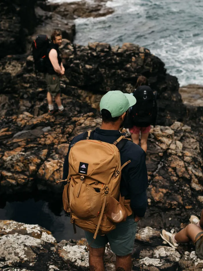 Finisterre Bags MenWomen Finisterre Gregory Stout 45 Backpack Sandstone