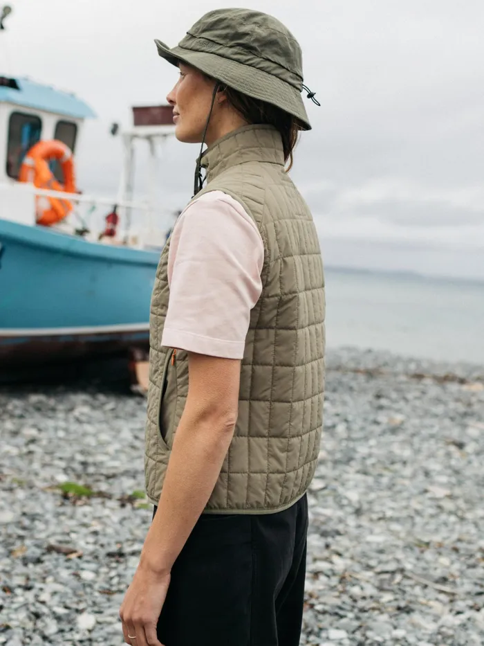 Finisterre Jackets and Coats Women Firecrest Vest Willow Green