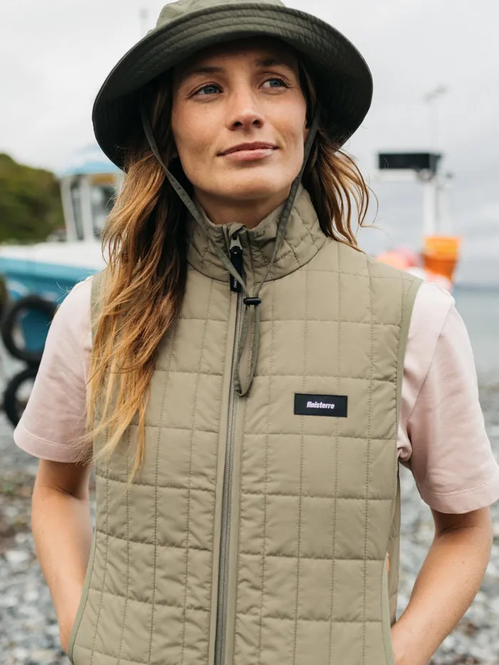 Finisterre Jackets and Coats Women Firecrest Vest Willow Green