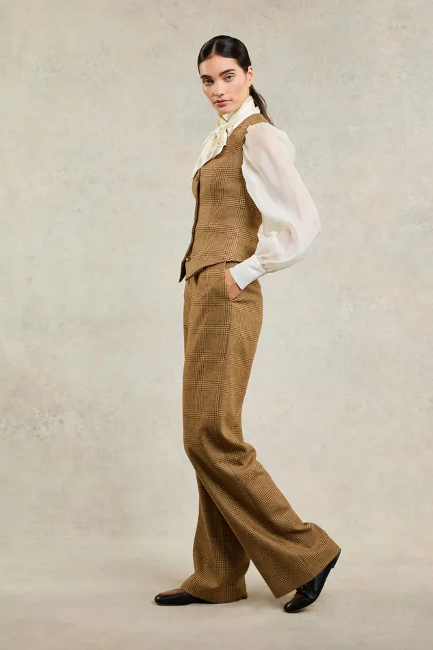Holland Cooper Hampton Waistcoat Tawny Women Waistcoats Holland Cooper Hampton Waistcoat Tawny Women Waistcoats