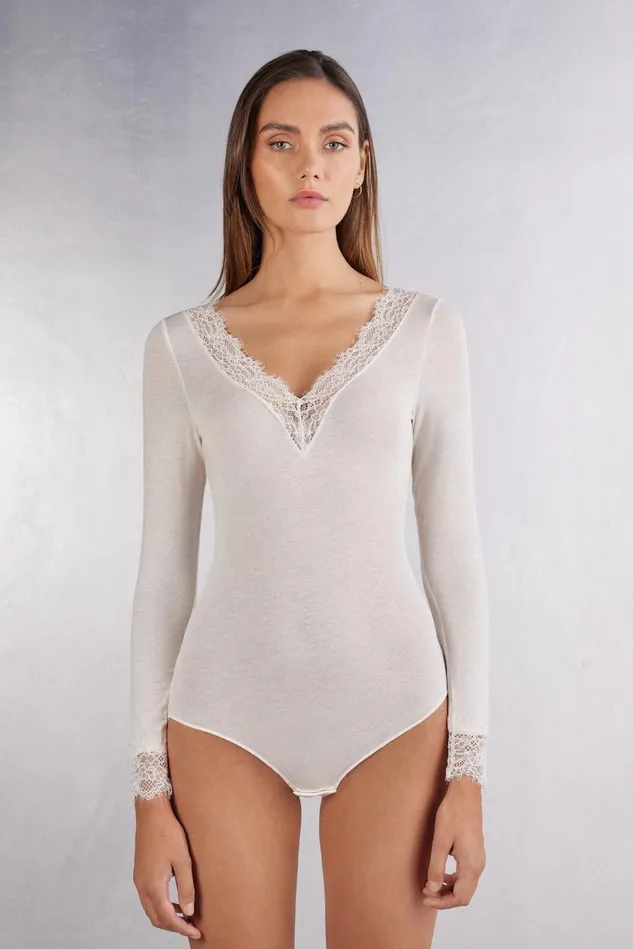 Intimissimi Bodysuits Women Long Sleeve Bodysuit In Ultralight Modal With Cashmere And Lace Ivory 231i 8211 Vanilla Intimissimi Bodysuits Women Long Sleeve Bodysuit In Ultralight Modal With Cashmere And Lace Ivory 231i 8211 Vanilla
