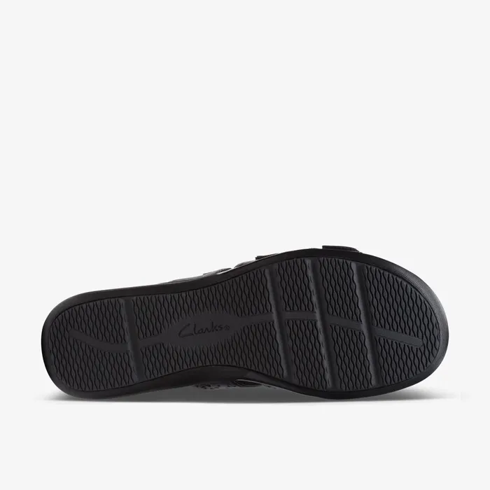 Kitly Walk Black Women Clarks Sandals and Flip Flops