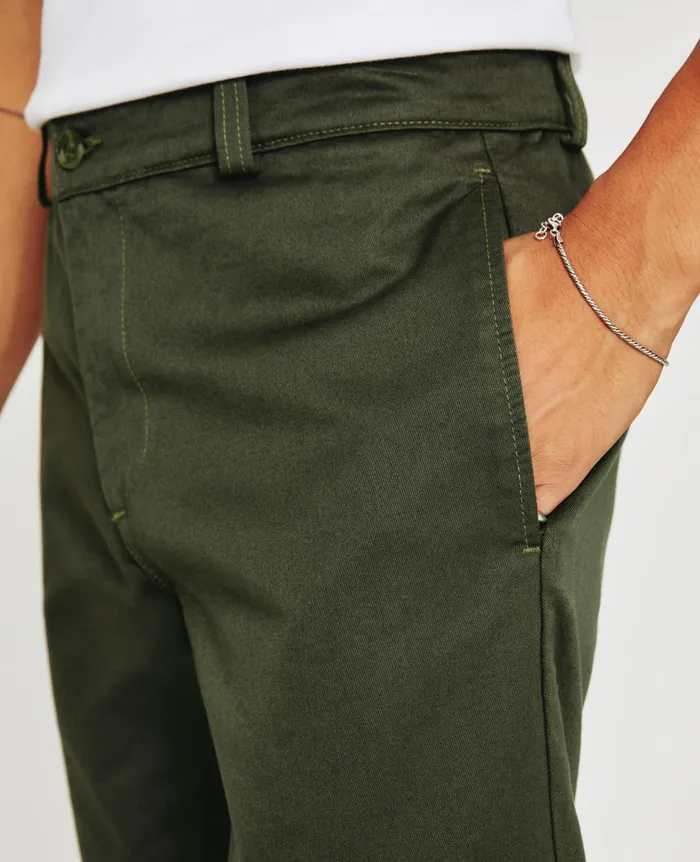 Lochlan Trouser Olive Tree Men AG Jeans Pants Lochlan Trouser Olive Tree Men AG Jeans Pants