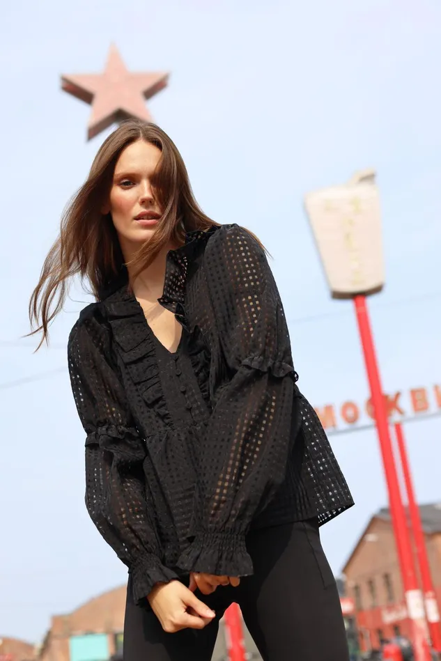Lyon Blouse 8211 Black Women Cras Tops