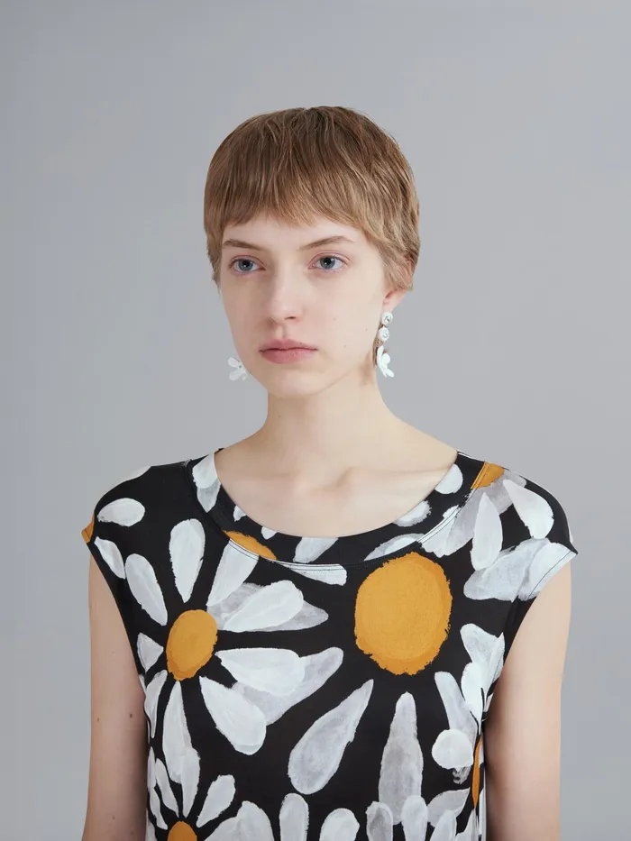 Marni Daisy Earrings Lily White Womens Earrings Marni Daisy Earrings Lily White Womens Earrings