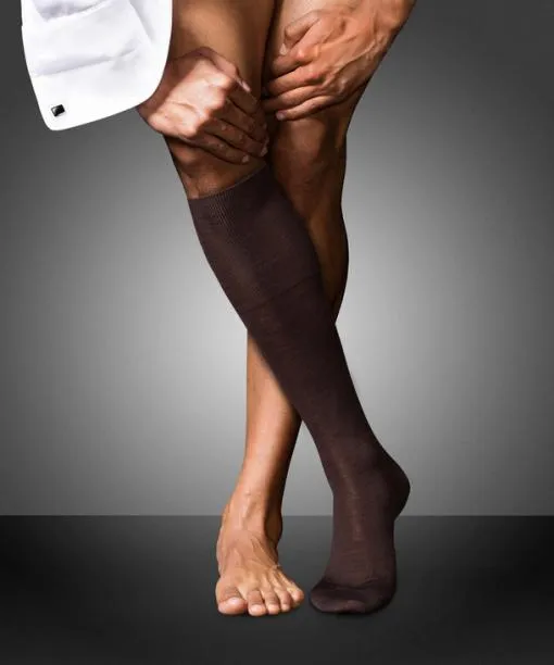 Men No 6 Finest Merino and Silk Men Kneehigh Socks Brown FALKE Knee High Socks Men No 6 Finest Merino and Silk Men Kneehigh Socks Brown FALKE Knee High Socks