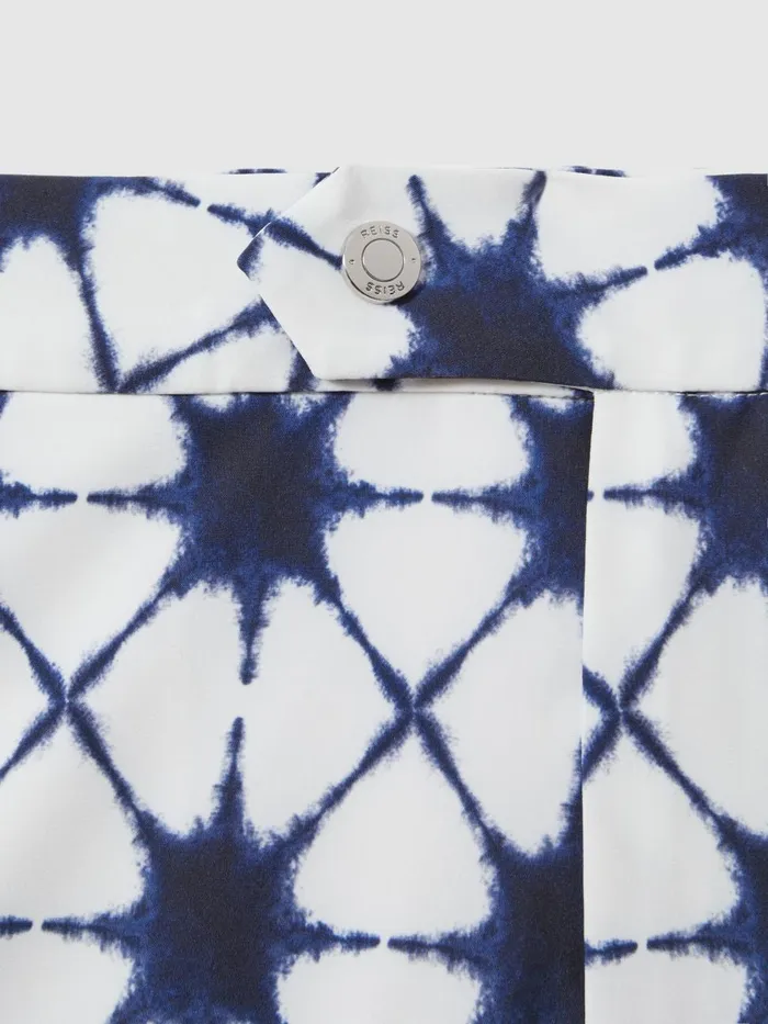 Men Reiss Swimwear California Printed Swim Shorts Whiteblue