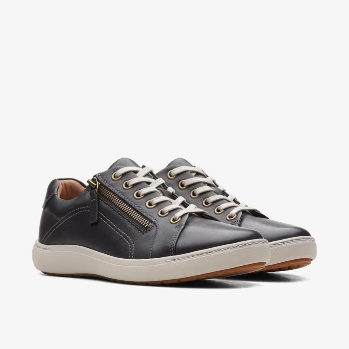 Nalle Lace Black Leather Women Clarks Sneakers