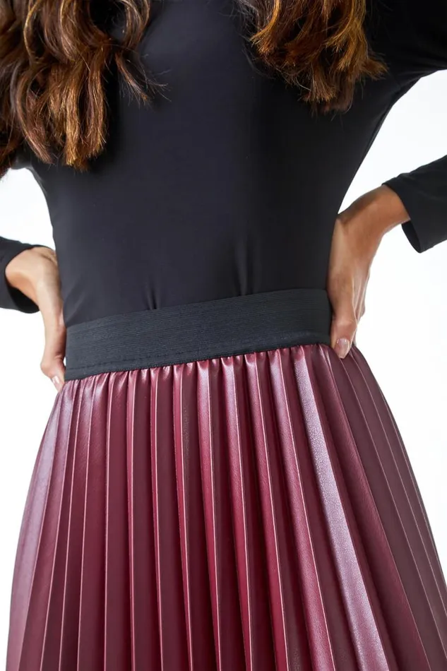 Red Faux Leather Pleated Maxi Skirt Women Roman Skirts