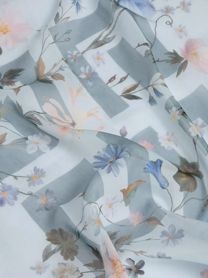 Shawl In Silk And Cotton With 4g Flowers Print Frost Women Givenchy Scarves