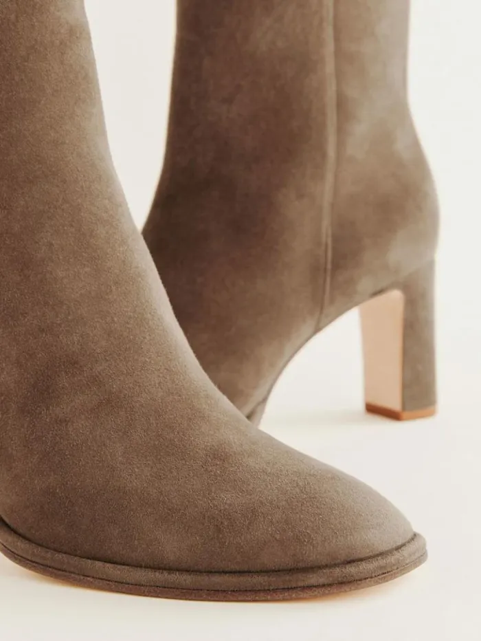 Shoes The Reformation Gillian Ankle Boot Farro Suede