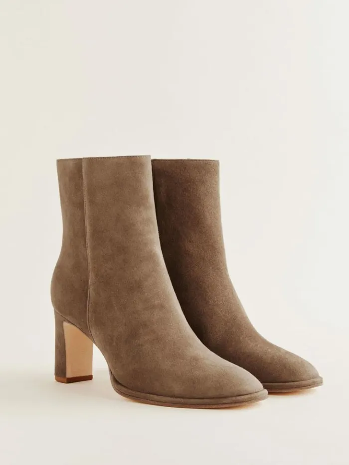 Shoes The Reformation Gillian Ankle Boot Farro Suede