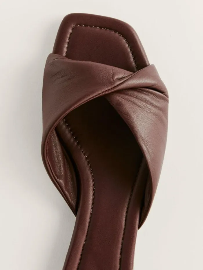 Shoes The Reformation Mikki Twist Flat Sandal Chestnut
