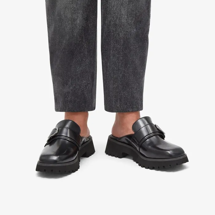 Stayso Free Black Leather Women Clarks Clogs and Mules