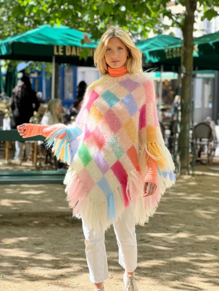 Sweaters Women Rose Carmine PONCHO PIXELS ECRU