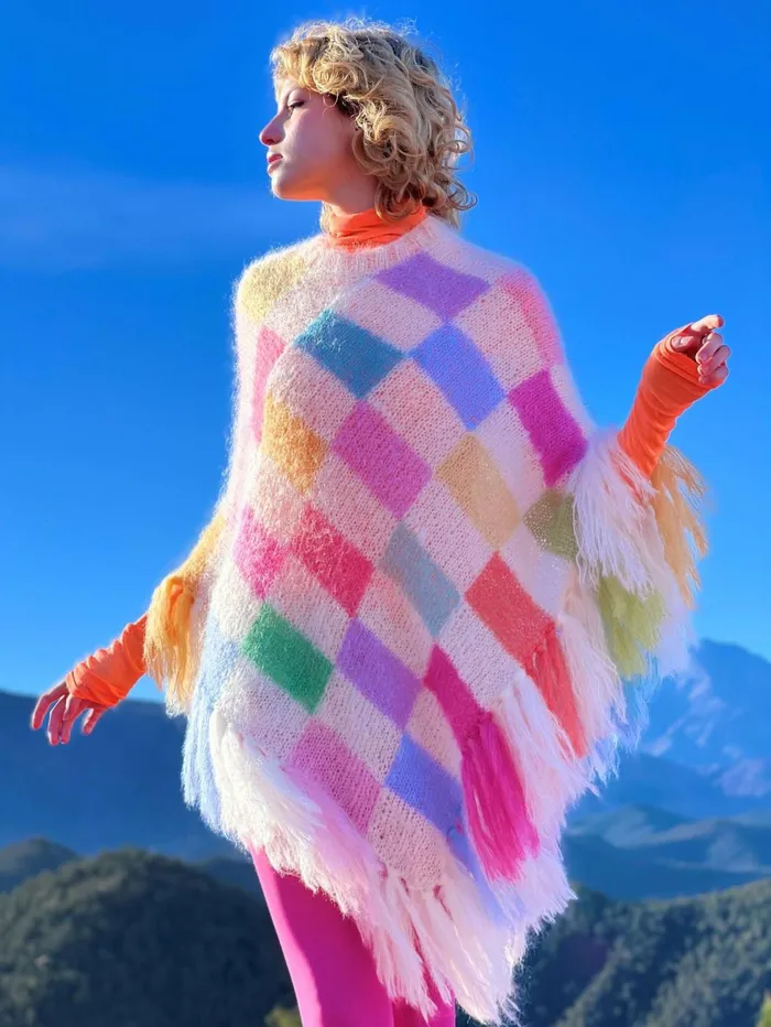 Sweaters Women Rose Carmine PONCHO PIXELS ECRU