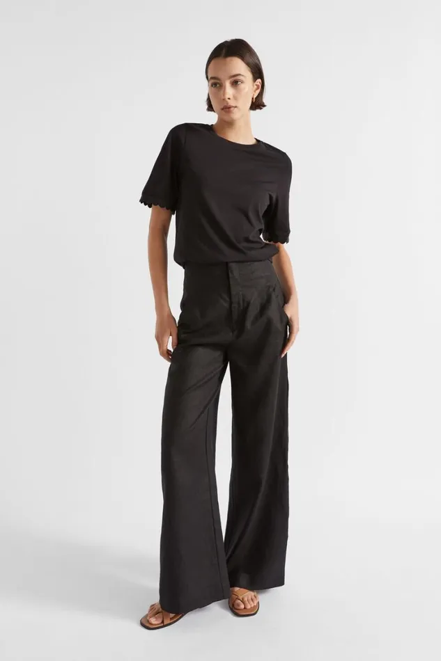 TShirts and Tops Woman Seed Heritage Scallop Trim Tee Black