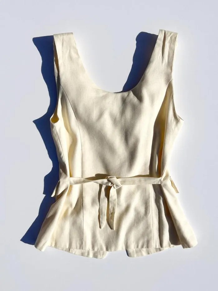 Tops Shop Lisa Says Gah Loire Linen Top