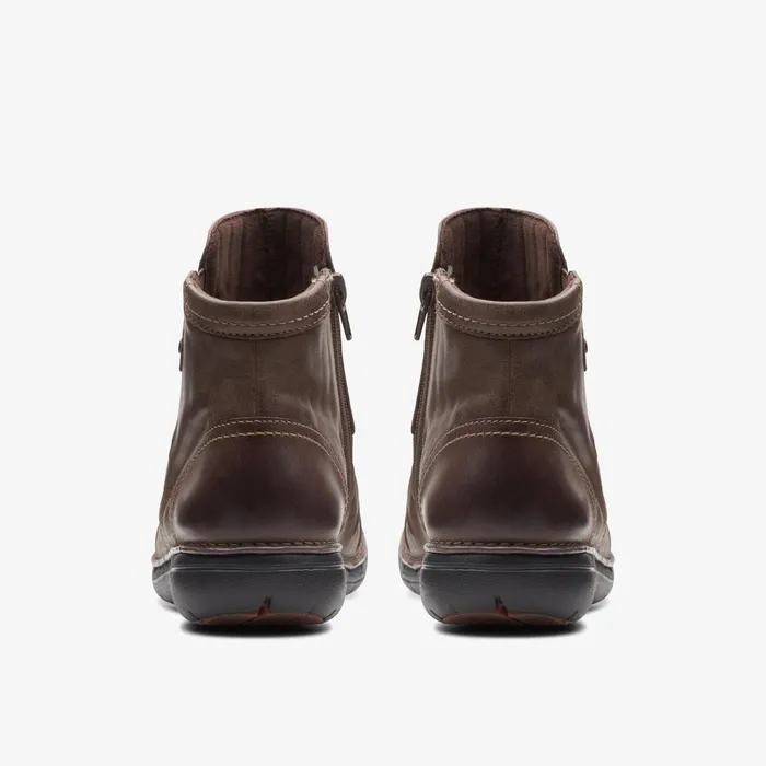 Un Loop Top Dark Brown Women Clarks Boots and Booties