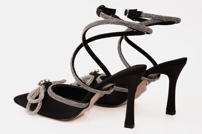 Vinci Leather Sandals The Floransa Black Leather Pointy Toe Ankle Strap Sandal 8211 Women