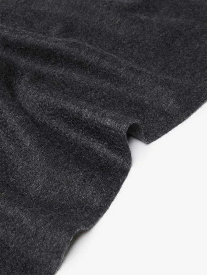 Woman Cashmere Stole With Embroidery Dark Grey Maxmara Scarves And Foulards Woman Cashmere Stole With Embroidery Dark Grey Maxmara Scarves And Foulards