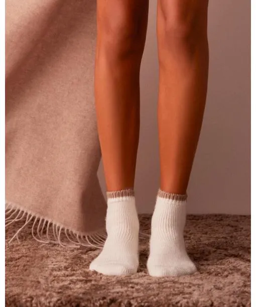 Women Cosy Plush Women Short Sock Woolwhite FALKE Socks