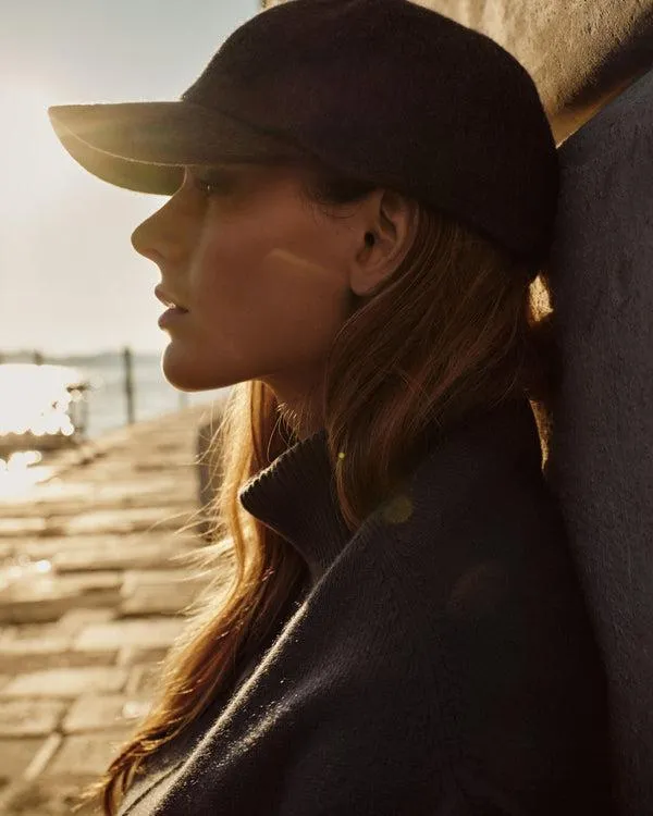 WomenMen Unisex Cashmere CapIn Navy Blue Navy Blue NPeal Hats
