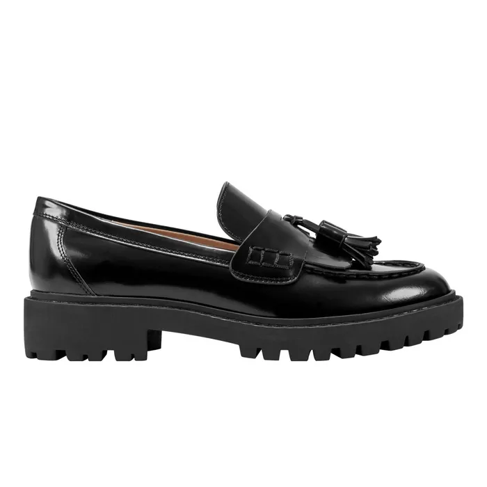 Women Ozzie Tassle Loafer Black Leather Marc Fisher Loafers and Flats