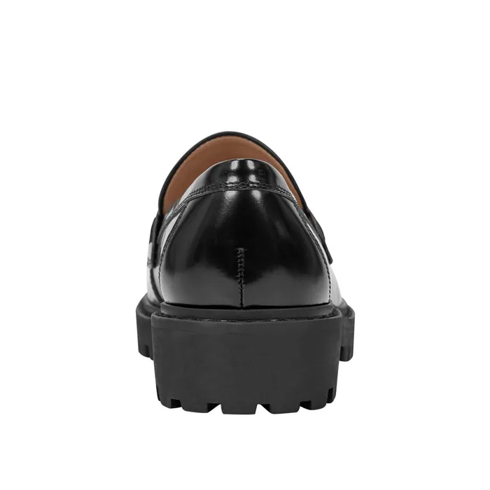 Women Ozzie Tassle Loafer Black Leather Marc Fisher Loafers and Flats