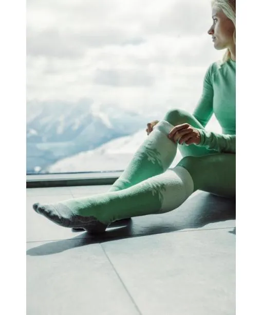 Women SK2 Intermediate Women Skiing Kneehigh Socks Quiet Green FALKE Ski Socks