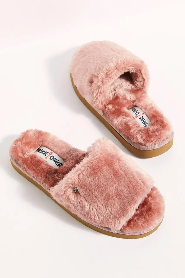 Women Slippers Free People Minnetonka Lolo Slide Slippers Blush