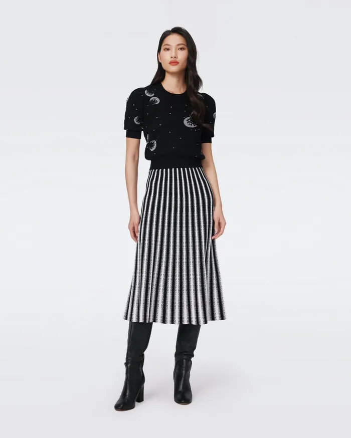 Women Soho Knit Skirt Knitsun Pleats Black And Ivory DVF Skirts