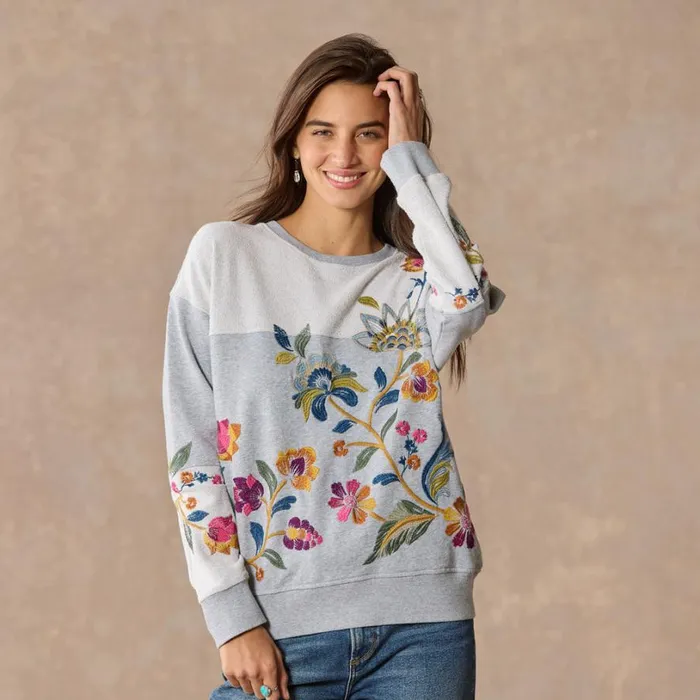 Women Vanessa Relaxed Sweatshirt Petite Heather Gray Sundance Catalog Petite Styles Women Vanessa Relaxed Sweatshirt Petite Heather Gray Sundance Catalog Petite Styles