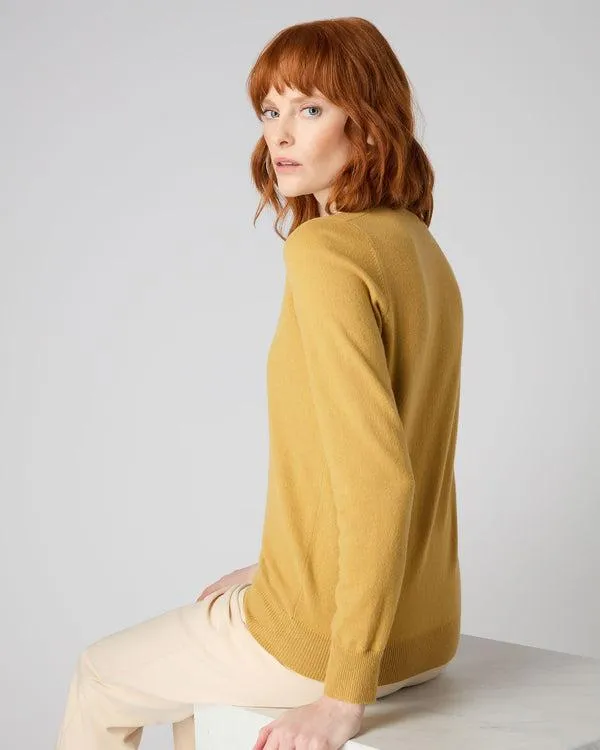 Women Women039s Round Neck Cashmere SweaterIn Baroque Gold Baroque Gold NPeal Round Necks