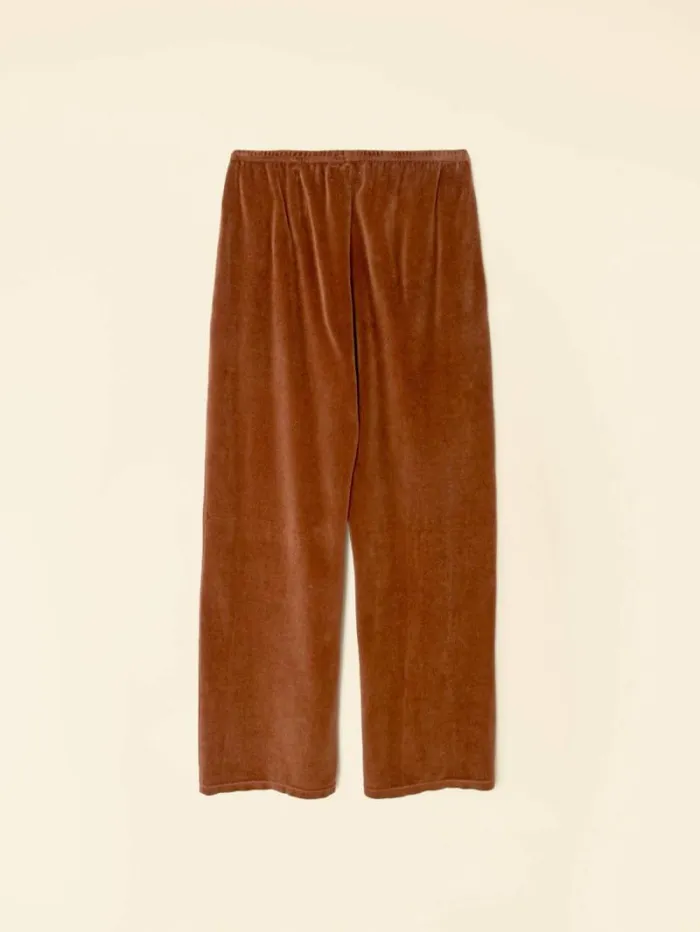 Xirena Brown Sugar Mavis Velour Sweatpant Women Sweats and Tees